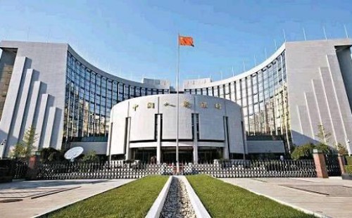 <b>若境內(nèi)機(jī)構(gòu)或個(gè)人向境外支付外匯資金，在什么情形下需要到所在地稅務(wù)機(jī)關(guān)進(jìn)行稅務(wù)備案？</b>